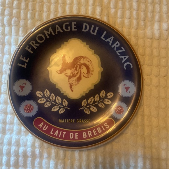 Williams Sonoma Cheese Plates-Set of 3 - Picture 6 of 7